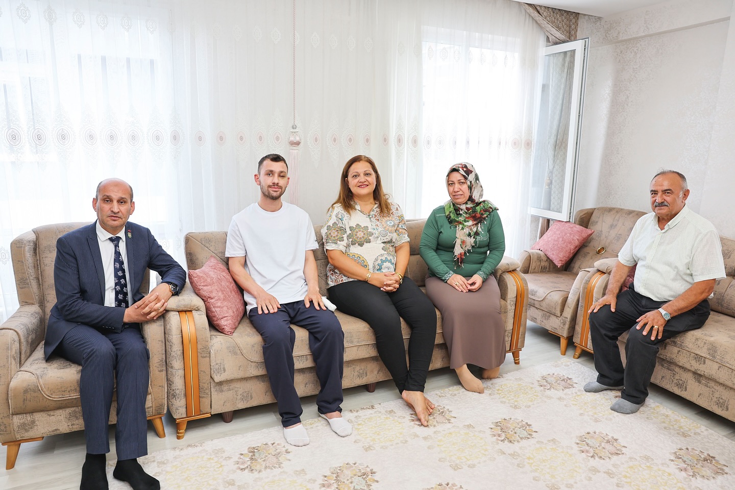 EYP’nin patlaması sonucu yaralanan askere Başkan Köksal’dan ziyaret!